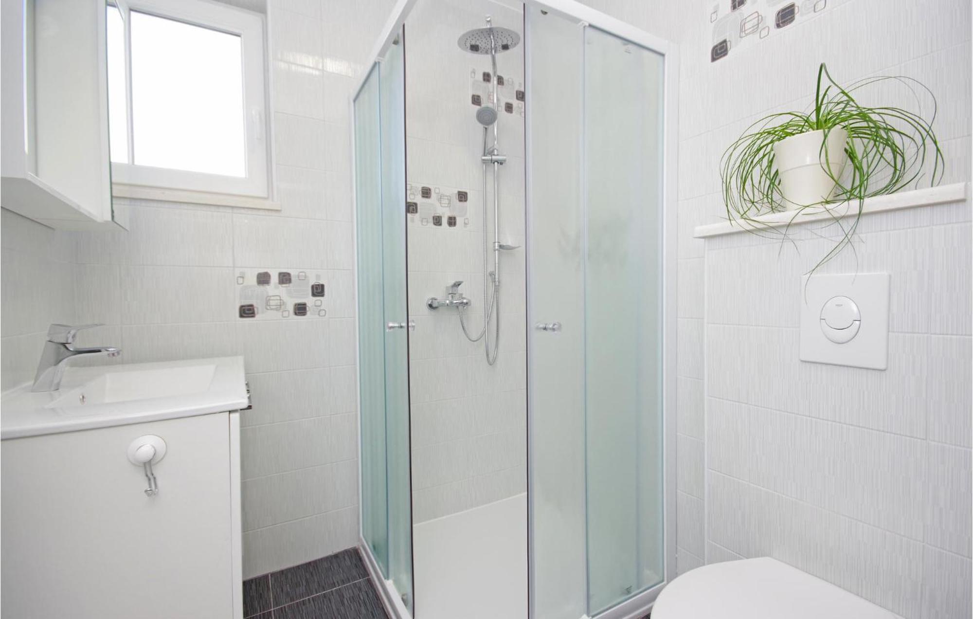 Awesome Home In Drvenik With Wifi Bagian luar foto