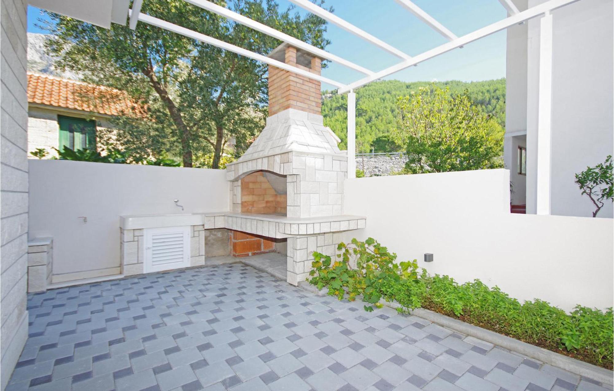 Awesome Home In Drvenik With Wifi Bagian luar foto